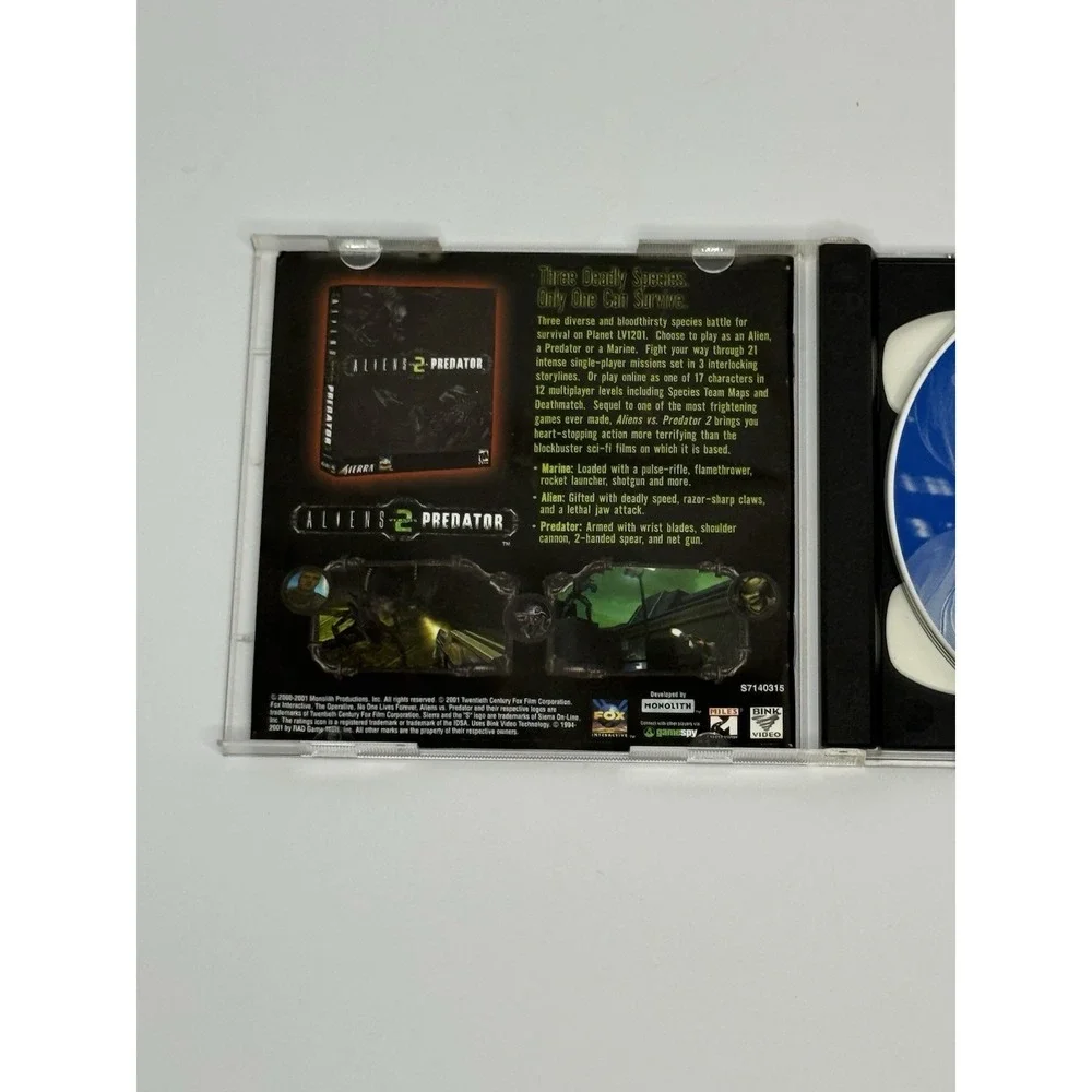 The Operative No One Lives Forever GOTY Edition PC 2001 Monolith Sierra Complete